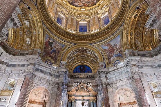 sant agnese in agone interior 1