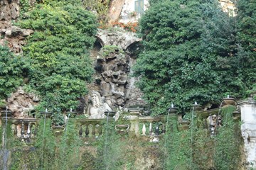 Villa Deste Garden 2