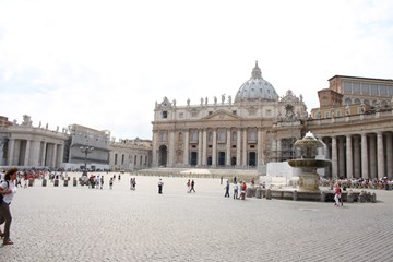 St Peters Basilica Outside