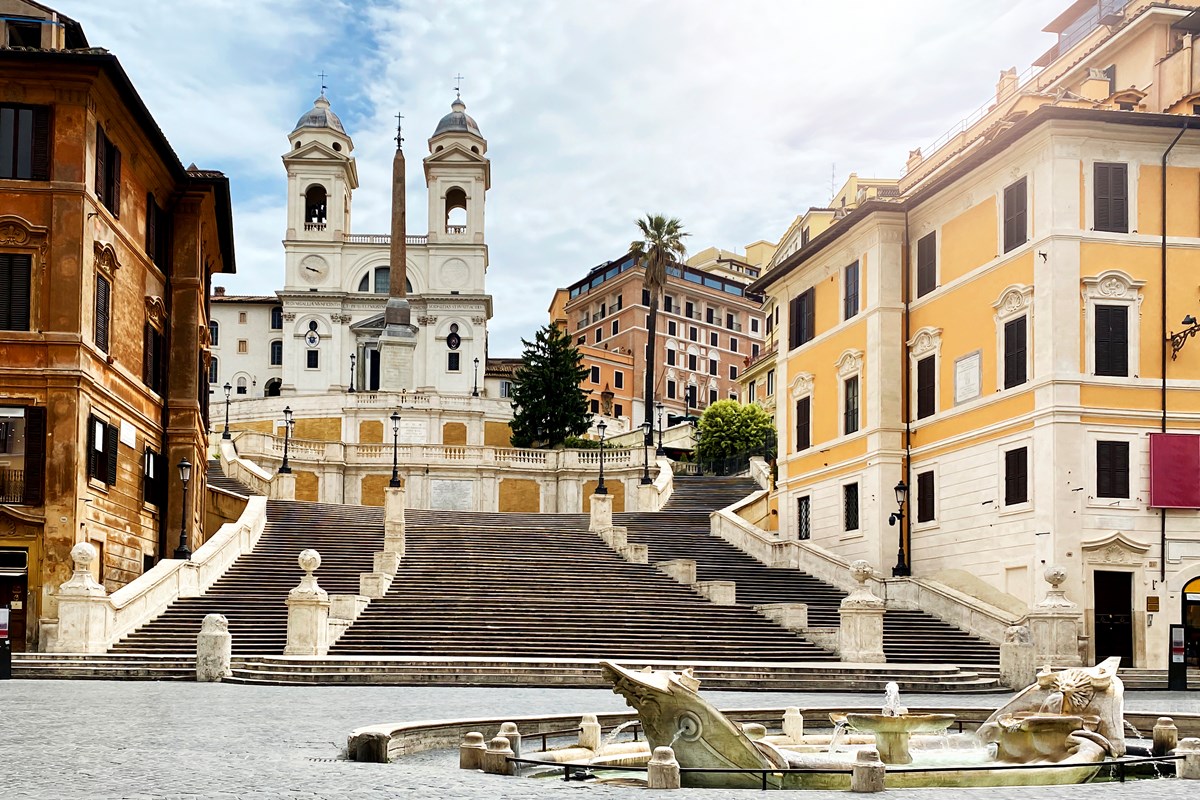 An abandoned Piazza di Spagna